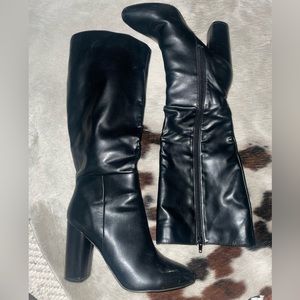 Black knee hill heel boots